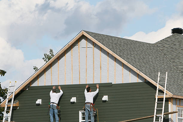 Professional Emergency Siding Repair technician working in Mansfield, OH